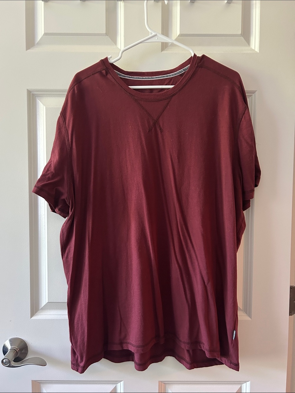 Eddie Bauer Men's Crew Neck Tee - Deep Wine